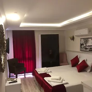 Carsi Hotel&cafe ترابزون